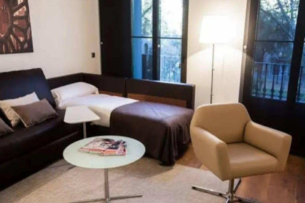 Izaka Apartments D377 Barcelona Ngoại thất bức ảnh